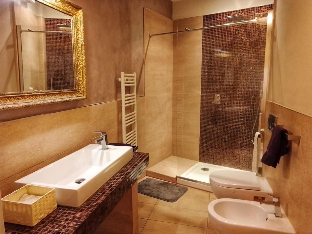 Lovely Modern Apartment Флоренция Экстерьер фото