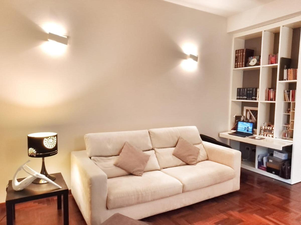 Lovely Modern Apartment Флоренция Экстерьер фото