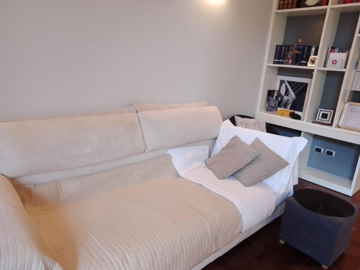 Lovely Modern Apartment Флоренция Экстерьер фото
